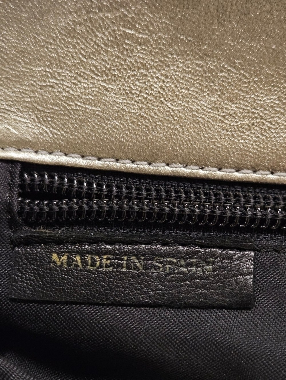 Loewe Nappa Lambskin Leather Knotted Tote Bag In Light Gold - Picture 13 of 15